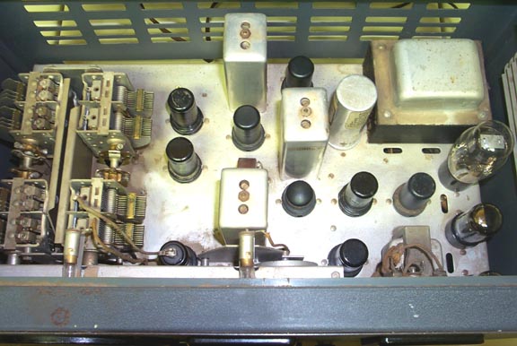 Inside of the SX-25 Receiver